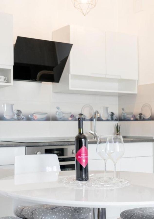 Ferienwohnung In Arbanija Mit Meerblick, Balkon, Klimaanlage, W-Lan 5137-1 特罗吉尔 外观 照片
